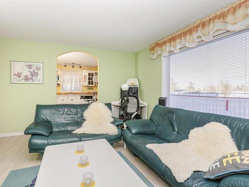 8904 170A Avenue, Edmonton, AB - Indoor Photo Showing Living Room