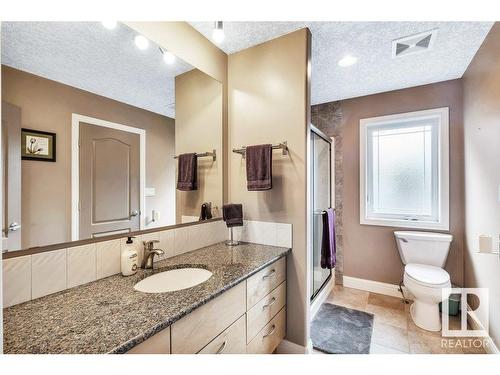 5508 Ada Boulevard, Edmonton, AB - Indoor Photo Showing Bathroom