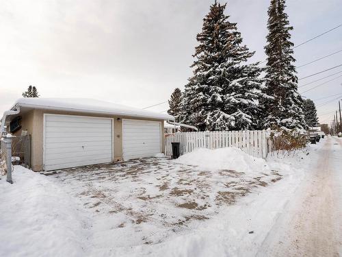 6816 100 Avenue, Edmonton, AB - Outdoor