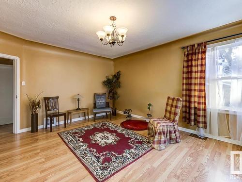 11715 88 Street, Edmonton, AB - Indoor Photo Showing Other Room