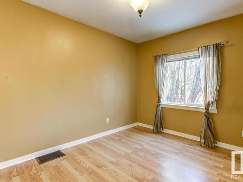 11715 88 Street, Edmonton, AB - Indoor Photo Showing Other Room