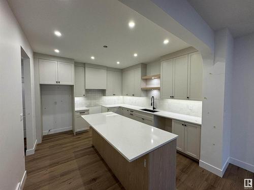 105 Newbury Ci, Sherwood Park, AB - Indoor Photo Showing Kitchen