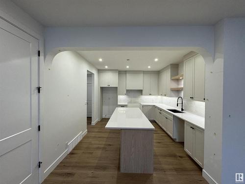 105 Newbury Ci, Sherwood Park, AB - Indoor Photo Showing Kitchen