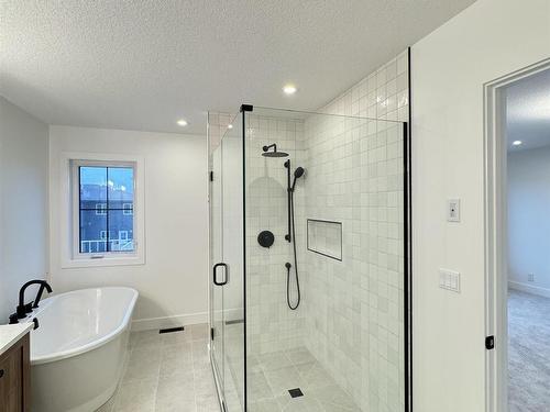 107 Newbury Cl, Sherwood Park, AB - Indoor Photo Showing Bathroom