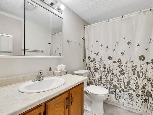 101 379 Woodbridge Way, Sherwood Park, AB - Indoor Photo Showing Bathroom