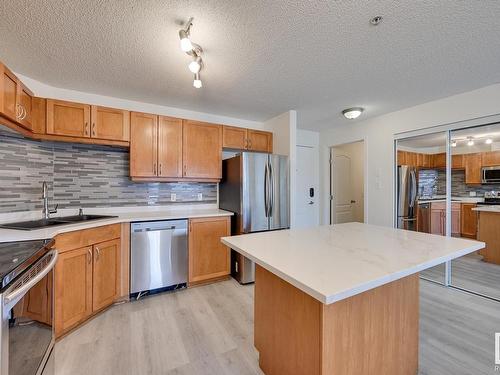 1212 7339 South Terwillegar Drive, Edmonton, AB - Indoor Photo Showing Kitchen