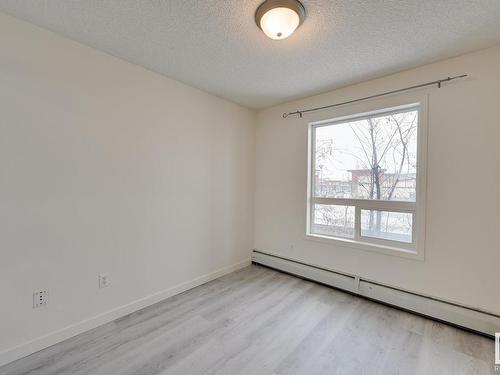 1212 7339 South Terwillegar Drive, Edmonton, AB - Indoor Photo Showing Other Room