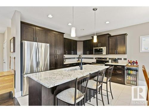 48 Newgate Way, St. Albert, AB - Indoor Photo Showing Kitchen With Upgraded Kitchen