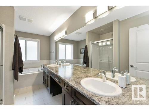 48 Newgate Way, St. Albert, AB - Indoor Photo Showing Bathroom