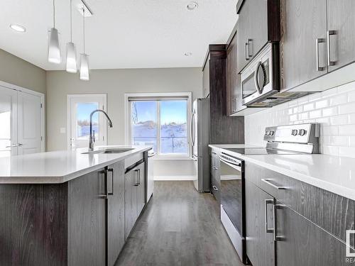 8767 Carson Way, Edmonton, AB - Indoor Photo Showing Kitchen