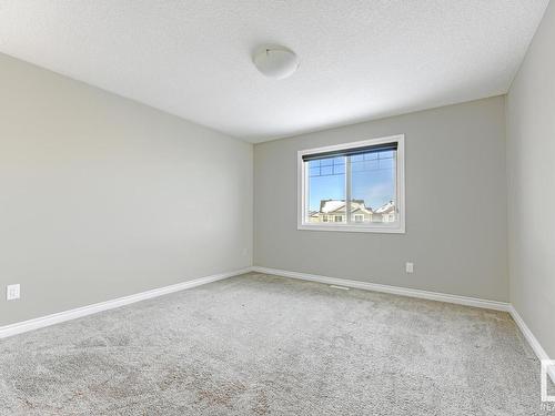 8767 Carson Way, Edmonton, AB - Indoor Photo Showing Other Room