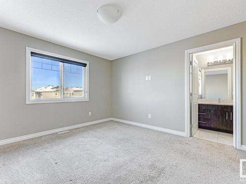 8767 Carson Way, Edmonton, AB - Indoor Photo Showing Other Room