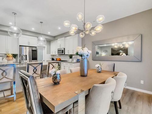 2306 Kelly Circle, Edmonton, AB - Indoor Photo Showing Dining Room