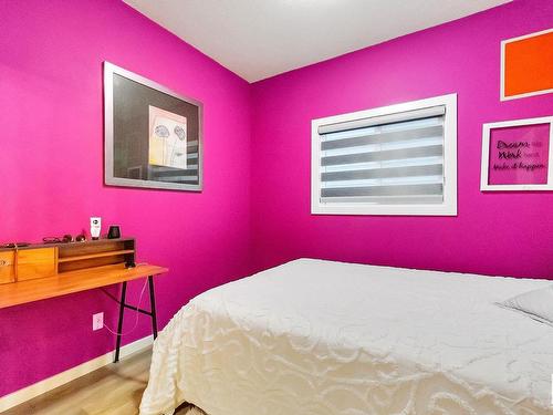 2306 Kelly Circle, Edmonton, AB - Indoor Photo Showing Bedroom