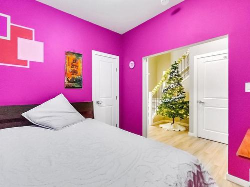 2306 Kelly Circle, Edmonton, AB - Indoor Photo Showing Bedroom