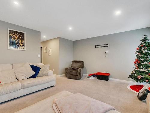 2306 Kelly Circle, Edmonton, AB - Indoor