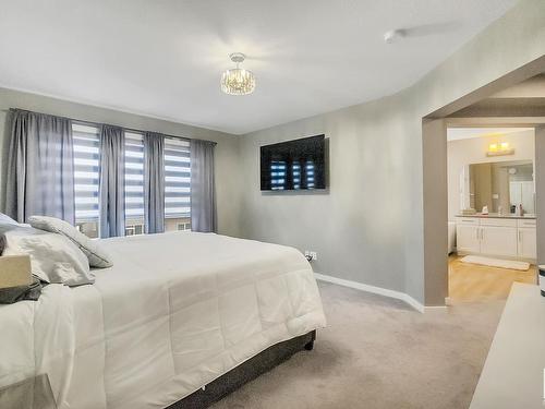 2306 Kelly Circle, Edmonton, AB - Indoor Photo Showing Bedroom