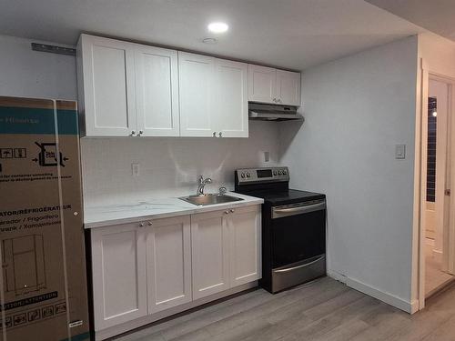 11919 96 Street, Edmonton, AB - Indoor Photo Showing Kitchen