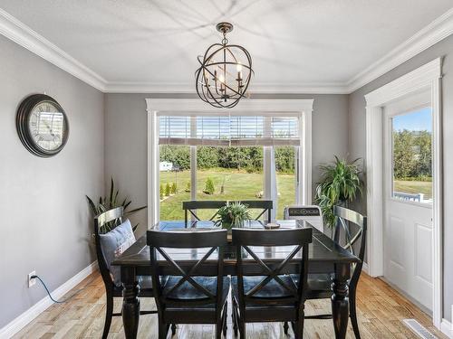 54 20508  Township Road 502, Rural Beaver County, AB - Indoor Photo Showing Dining Room