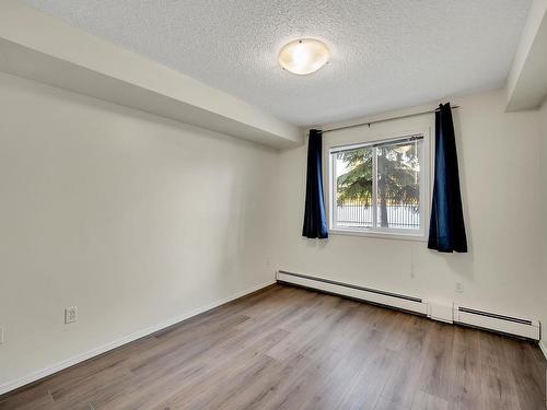 112 13635 34 Street, Edmonton, AB - Indoor Photo Showing Other Room