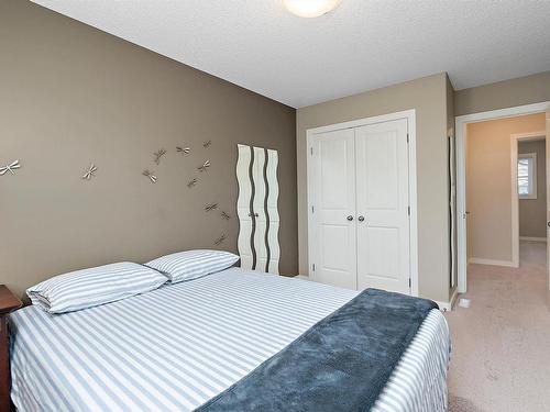 805 Armitage Wynd, Edmonton, AB - Indoor Photo Showing Bedroom