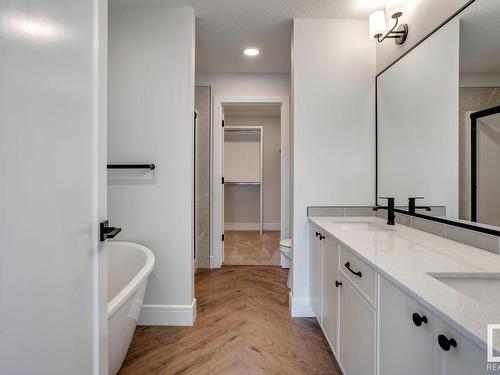 8 Brickyard Way, Stony Plain, AB - Indoor Photo Showing Bathroom