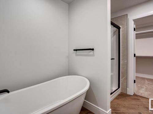 8 Brickyard Way, Stony Plain, AB - Indoor Photo Showing Bathroom