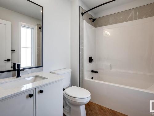 8 Brickyard Way, Stony Plain, AB - Indoor Photo Showing Bathroom