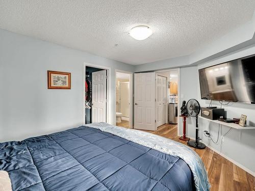 220 13635 34 Street, Edmonton, AB - Indoor Photo Showing Bedroom