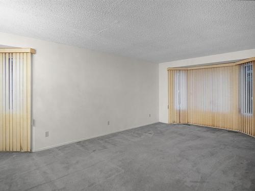 15923 129 Street, Edmonton, AB - Indoor Photo Showing Other Room