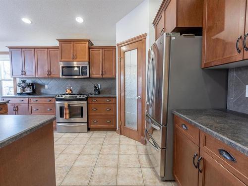 21 54514 Rge Rd 12, Rural Lac Ste. Anne County, AB - Indoor Photo Showing Kitchen