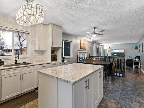 6009 52 Avenue, Cold Lake, AB - Indoor Photo Showing Kitchen