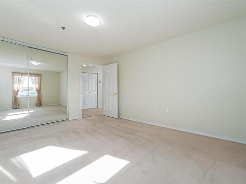 212 9926 100 Avenue, Fort Saskatchewan, AB - Indoor Photo Showing Other Room