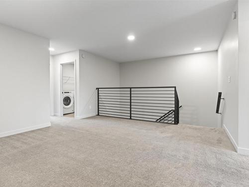 9226 Pear Drive, Edmonton, AB - Indoor Photo Showing Other Room