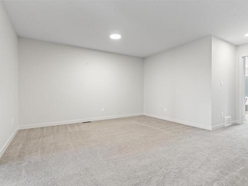 9226 Pear Drive, Edmonton, AB - Indoor Photo Showing Other Room