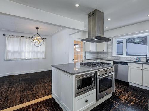 8932 142 Street, Edmonton, AB - Indoor Photo Showing Kitchen