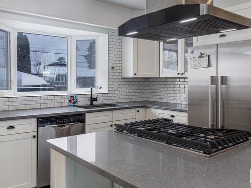 8932 142 Street, Edmonton, AB - Indoor Photo Showing Kitchen