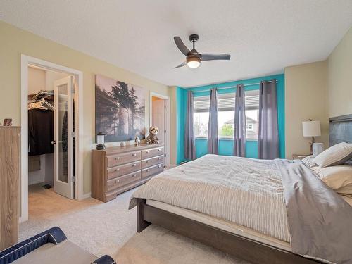 401 Songhurst Place, Leduc, AB - Indoor Photo Showing Bedroom