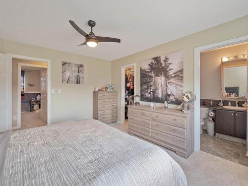 401 Songhurst Place, Leduc, AB - Indoor Photo Showing Bedroom