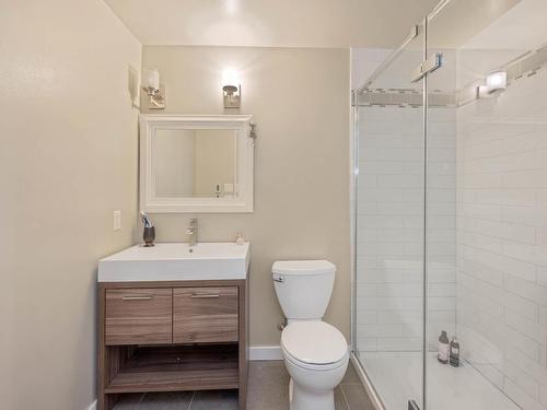 401 Songhurst Place, Leduc, AB - Indoor Photo Showing Bathroom