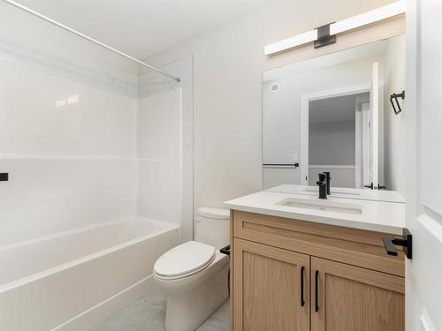 9351 222 Street, Edmonton, AB - Indoor Photo Showing Bathroom