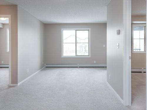 214 12025 22 Avenue, Edmonton, AB - Indoor Photo Showing Other Room