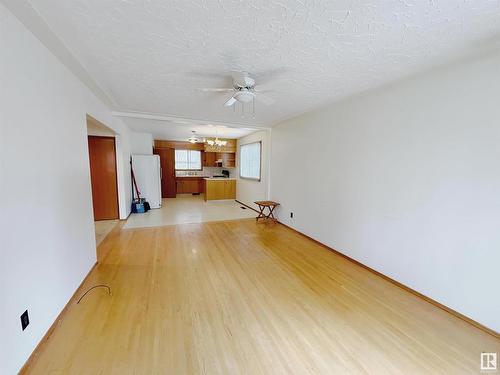 10570 62 Avenue, Edmonton, AB - Indoor Photo Showing Other Room