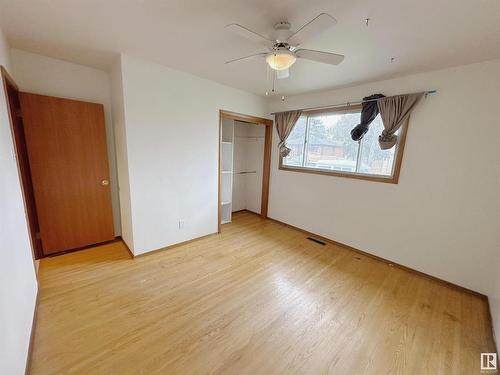 10570 62 Avenue, Edmonton, AB - Indoor Photo Showing Other Room