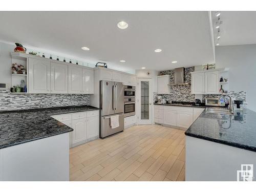 10812 5 Avenue, Edmonton, AB - Indoor Photo Showing Kitchen With Upgraded Kitchen