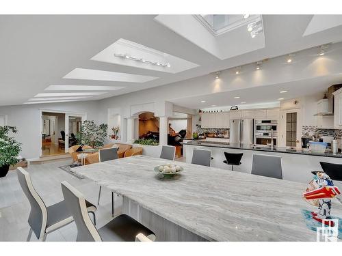 10812 5 Avenue, Edmonton, AB - Indoor Photo Showing Dining Room