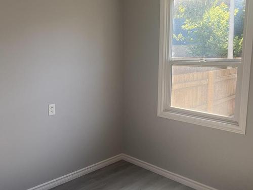 20 Willowdale Place, Edmonton, AB - Indoor Photo Showing Other Room