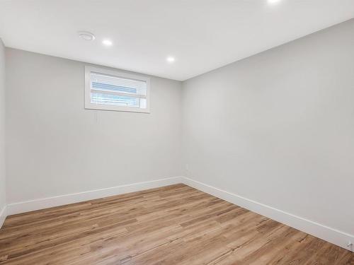 9907 170 Avenue, Edmonton, AB - Indoor Photo Showing Other Room