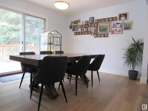 303 57312 Range Road 25, Rural Barrhead County, AB - Indoor Photo Showing Dining Room