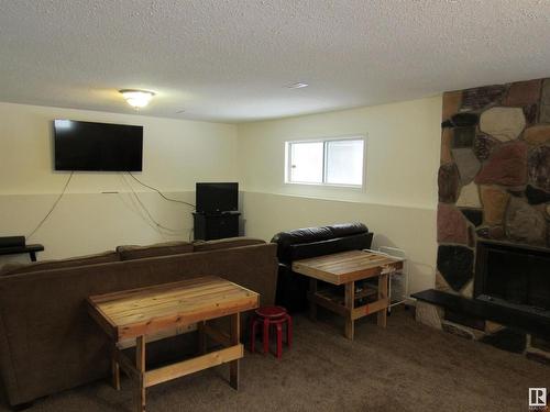 303 57312 Range Road 25, Rural Barrhead County, AB - Indoor Photo Showing Other Room